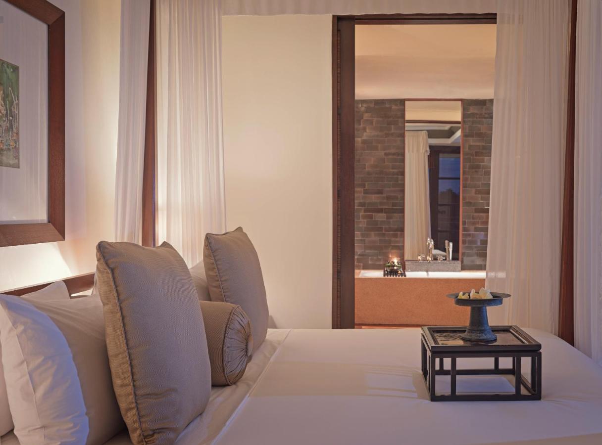 Hotel The Legian Seminyak, Bali Exterior foto